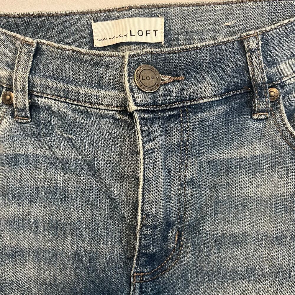 Loft Floral Embroidered Light Wash Modern Skinny Jeans sz 10 Feminine - Picture 2 of 11